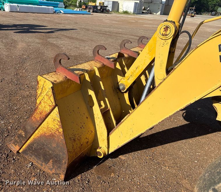 image for item OB9676 2005 John Deere 310G backhoe