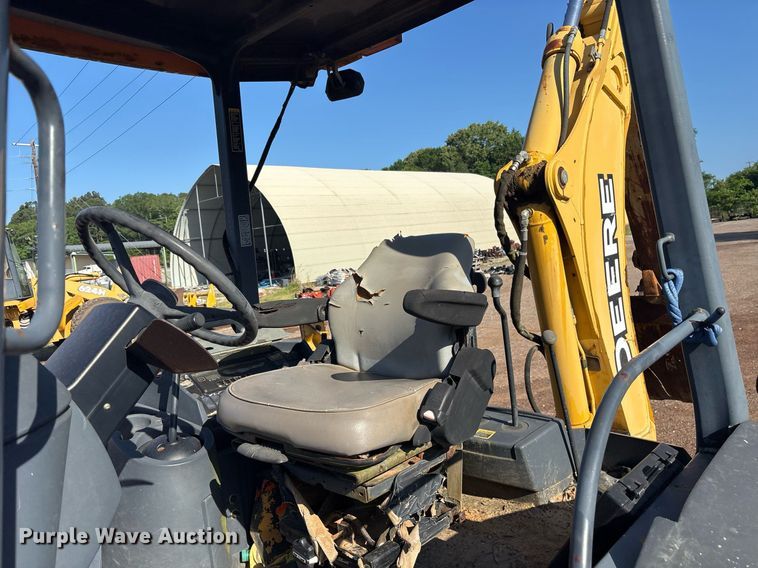 image for item OB9676 2005 John Deere 310G backhoe