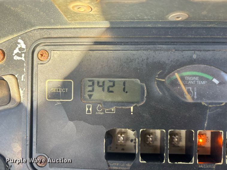 image for item OB9676 2005 John Deere 310G backhoe