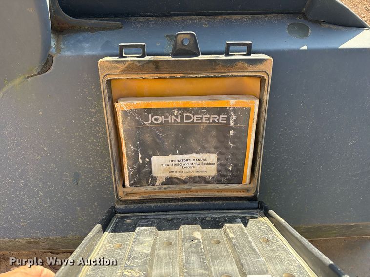 image for item OB9676 2005 John Deere 310G backhoe