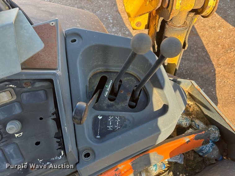 image for item OB9676 2005 John Deere 310G backhoe