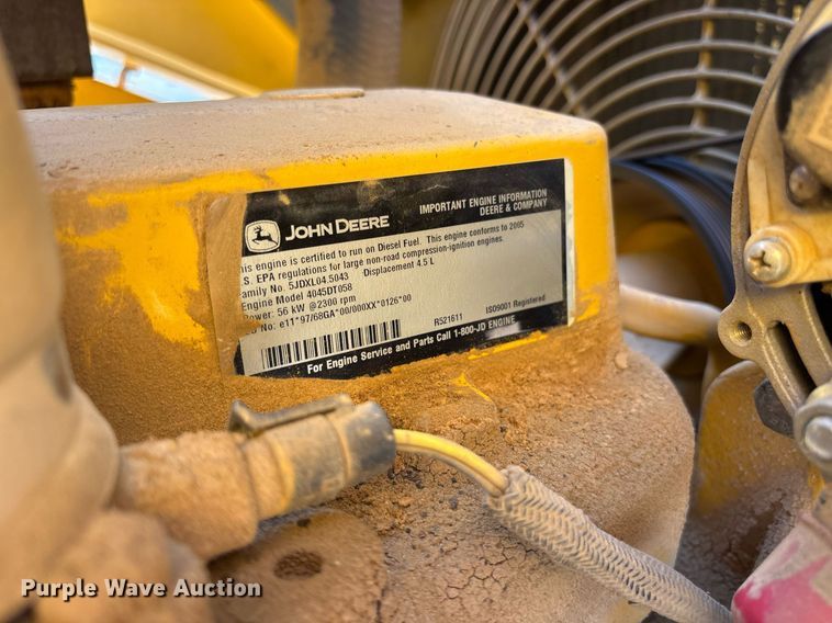 image for item OB9676 2005 John Deere 310G backhoe