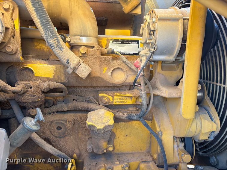 image for item OB9676 2005 John Deere 310G backhoe