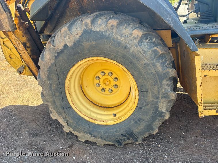 image for item OB9676 2005 John Deere 310G backhoe