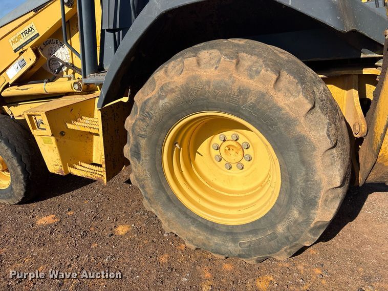 image for item OB9676 2005 John Deere 310G backhoe