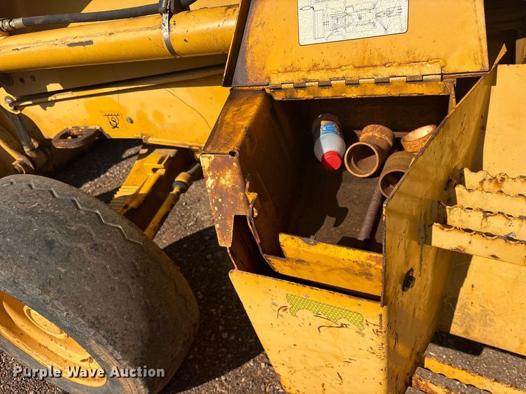 image for item OB9677 2005 John Deere  310G backhoe