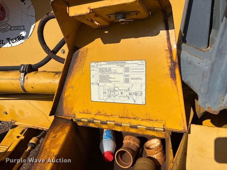 image for item OB9677 2005 John Deere  310G backhoe