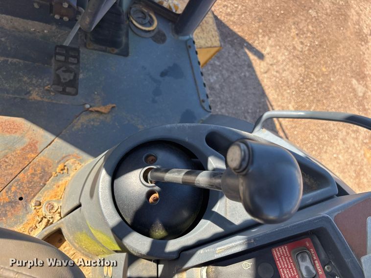 image for item OB9677 2005 John Deere  310G backhoe