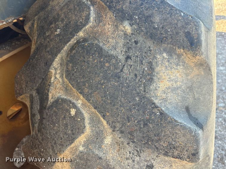 image for item OB9677 2005 John Deere  310G backhoe