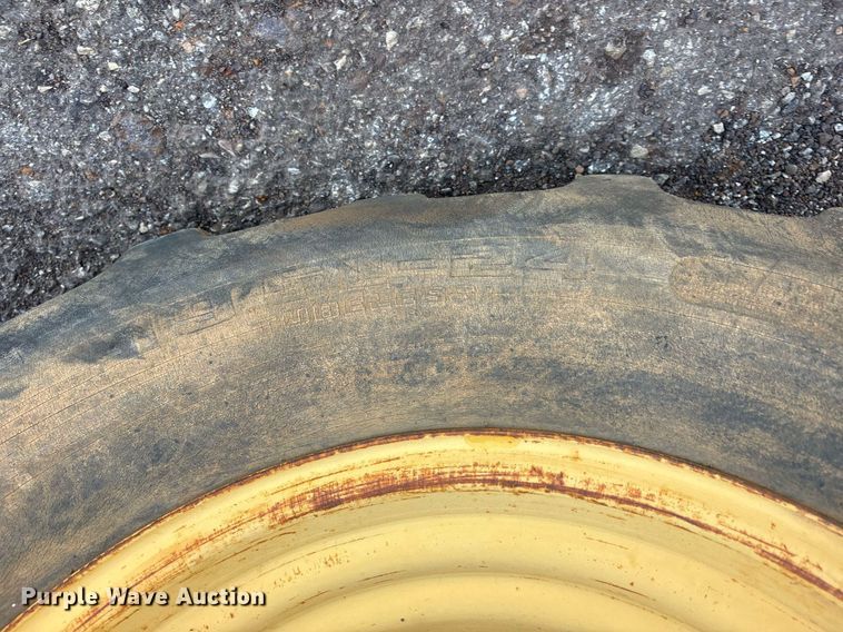 image for item OB9677 2005 John Deere  310G backhoe