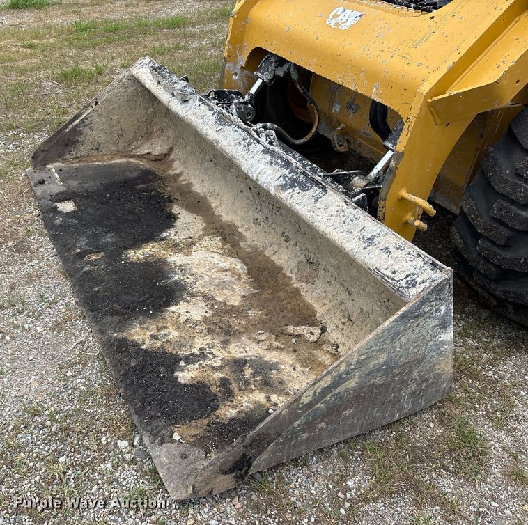 image for item OB9682 2021 Caterpillar 262D3 tracked skid steer loader