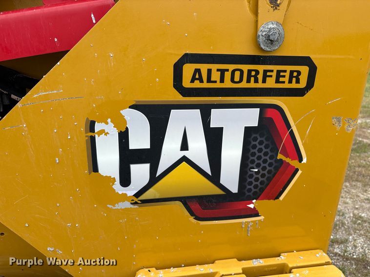 image for item OB9682 2021 Caterpillar 262D3 tracked skid steer loader