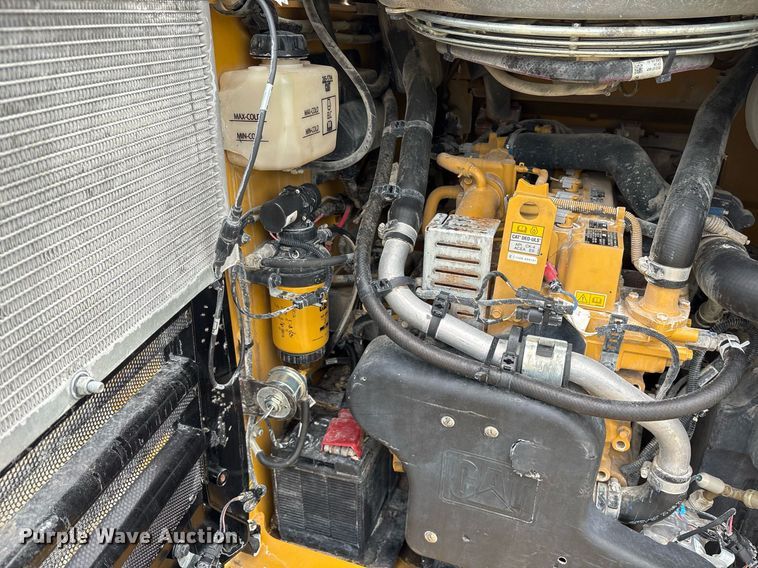 image for item OB9682 2021 Caterpillar 262D3 tracked skid steer loader