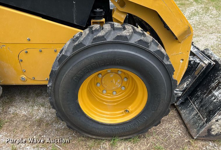 image for item OB9682 2021 Caterpillar 262D3 tracked skid steer loader