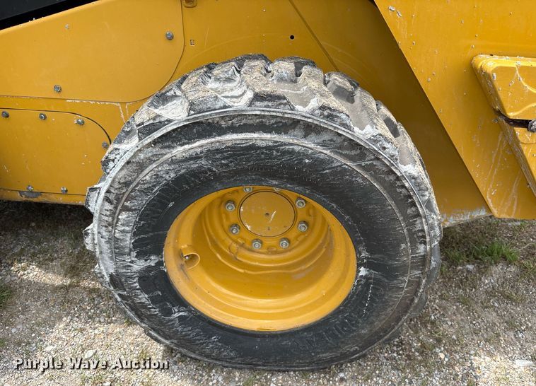 image for item OB9682 2021 Caterpillar 262D3 tracked skid steer loader