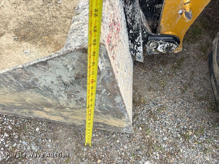 image for item OB9683 2021 Caterpillar 262D3 skid steer loader