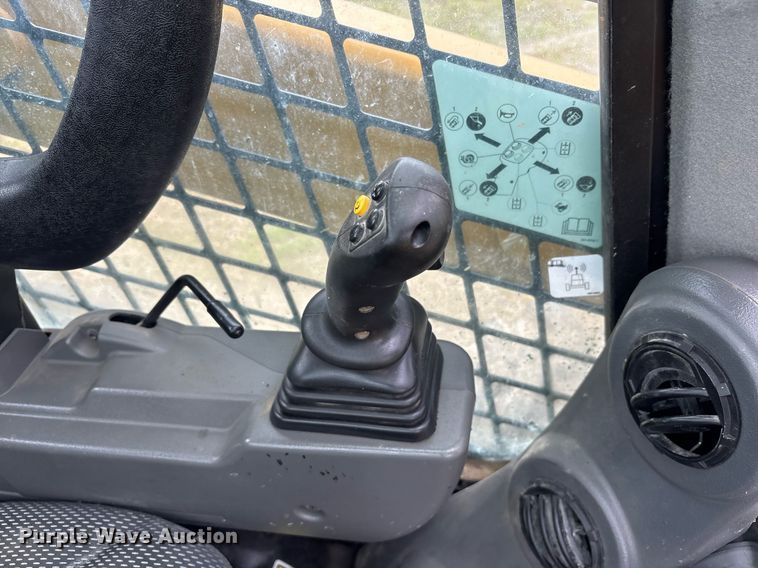 image for item OB9683 2021 Caterpillar 262D3 skid steer loader