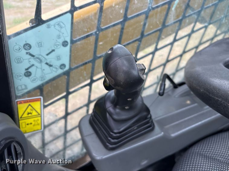 image for item OB9683 2021 Caterpillar 262D3 skid steer loader