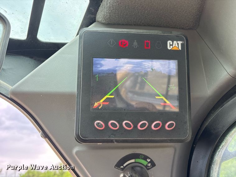 image for item OB9683 2021 Caterpillar 262D3 skid steer loader