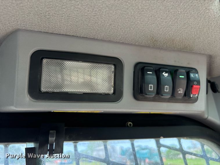 image for item OB9683 2021 Caterpillar 262D3 skid steer loader