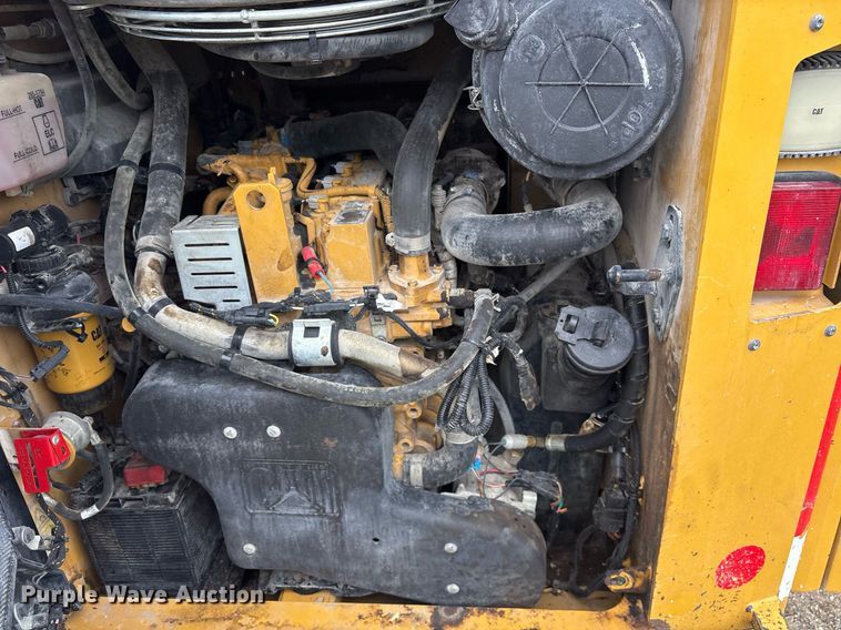 image for item OB9683 2021 Caterpillar 262D3 skid steer loader