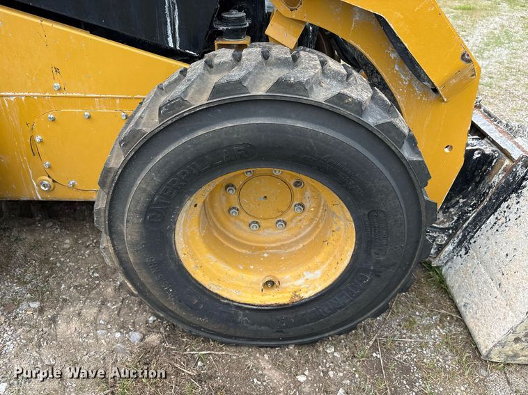 image for item OB9683 2021 Caterpillar 262D3 skid steer loader