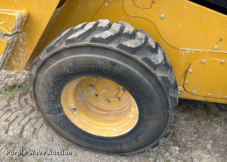 image for item OB9683 2021 Caterpillar 262D3 skid steer loader