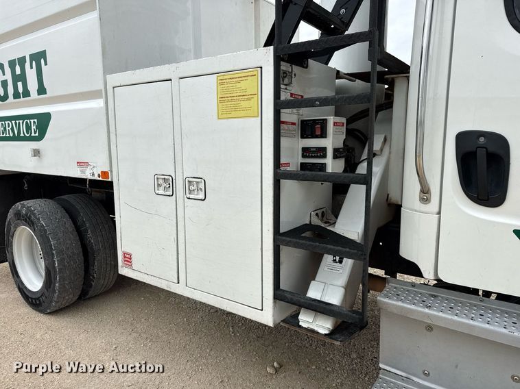 image for item YA0396 2019 Freightliner Business Class M2 106 forestry bucket truck