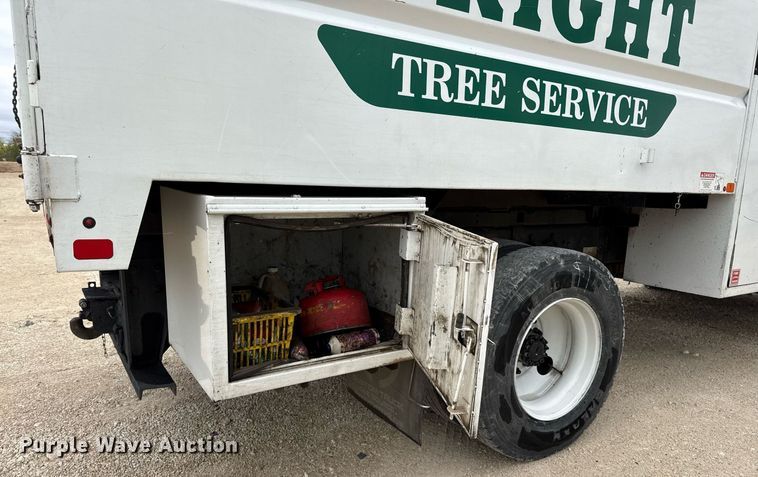 image for item YA0396 2019 Freightliner Business Class M2 106 forestry bucket truck
