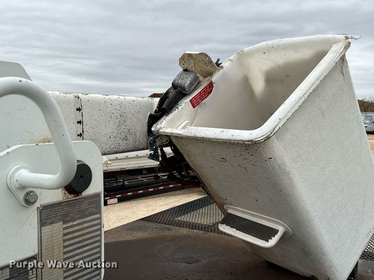 image for item YA0396 2019 Freightliner Business Class M2 106 forestry bucket truck