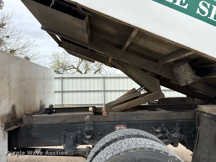 image for item YA0396 2019 Freightliner Business Class M2 106 forestry bucket truck