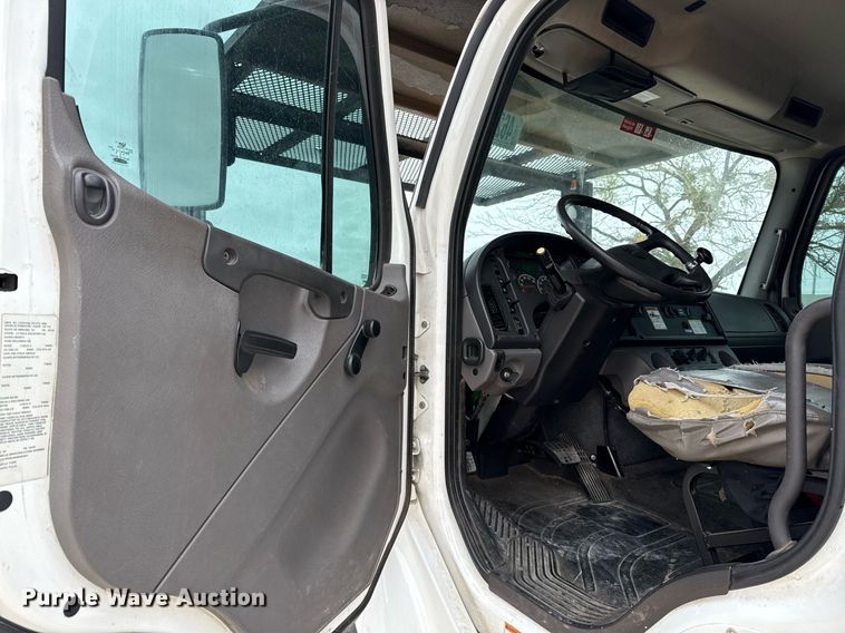 image for item YA0396 2019 Freightliner Business Class M2 106 forestry bucket truck