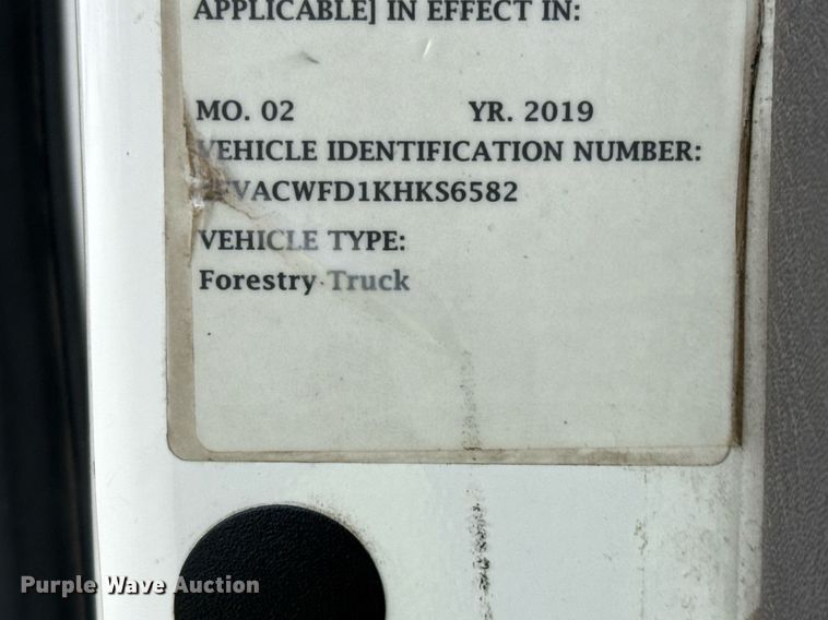 image for item YA0396 2019 Freightliner Business Class M2 106 forestry bucket truck