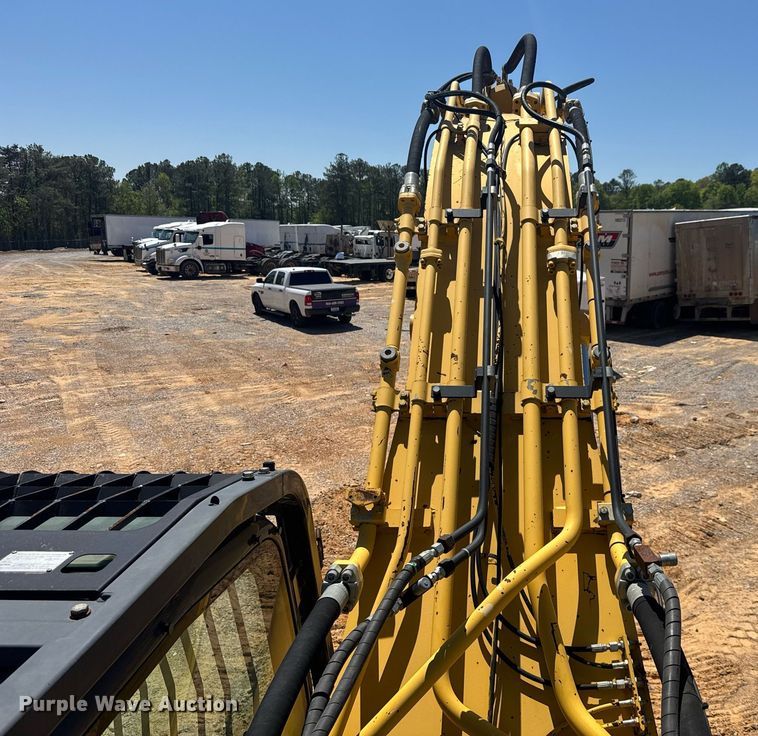 image for item YA0403 2017 Kobelco SK500LC-10 excavator