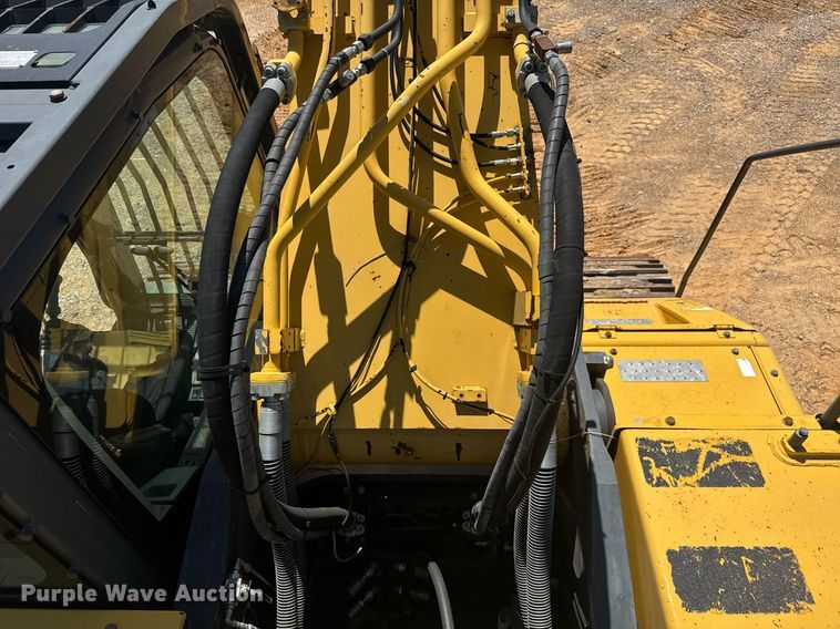 image for item YA0403 2017 Kobelco SK500LC-10 excavator