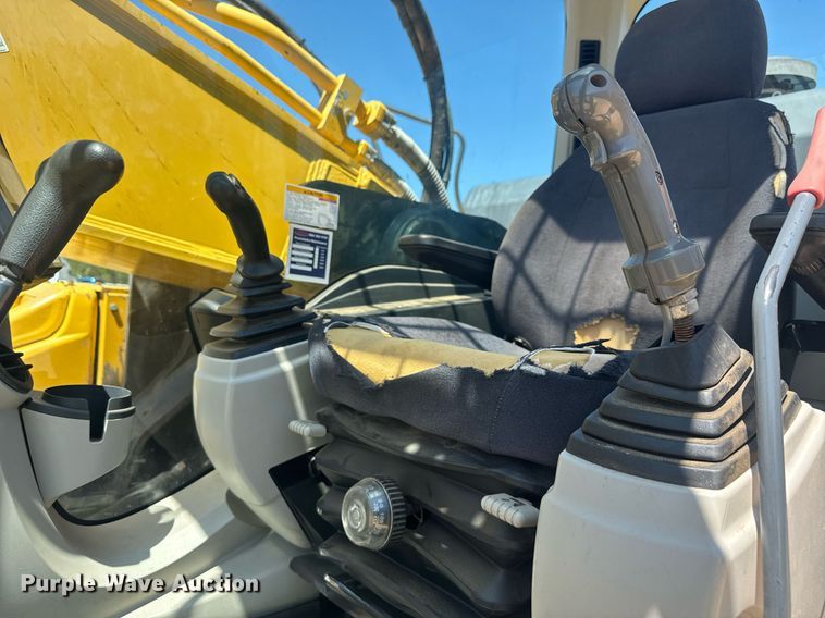 image for item YA0403 2017 Kobelco SK500LC-10 excavator