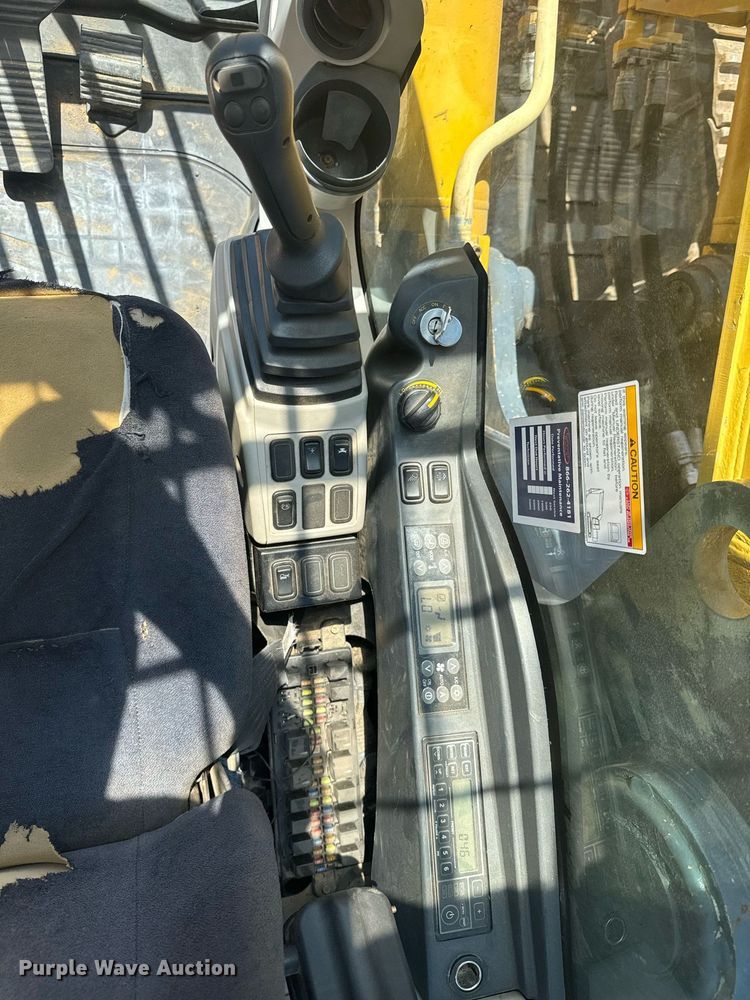 image for item YA0403 2017 Kobelco SK500LC-10 excavator