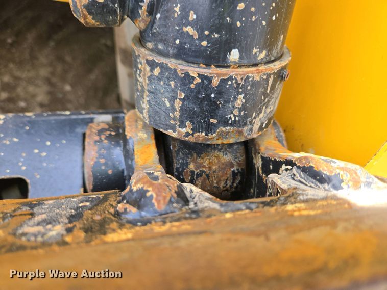 image for item YA0454 2021 Gehl RT215 tracked skid steer loader