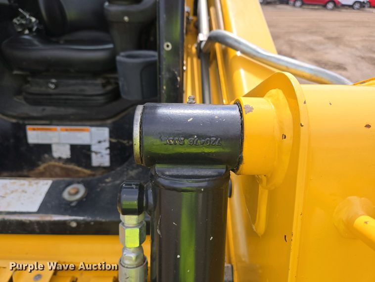 image for item YA0454 2021 Gehl RT215 tracked skid steer loader