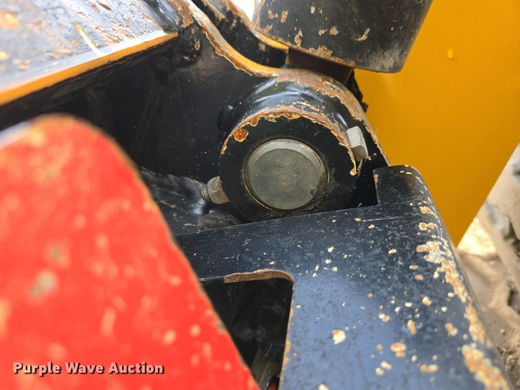 image for item YA0454 2021 Gehl RT215 tracked skid steer loader