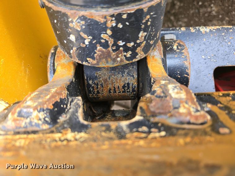 image for item YA0454 2021 Gehl RT215 tracked skid steer loader