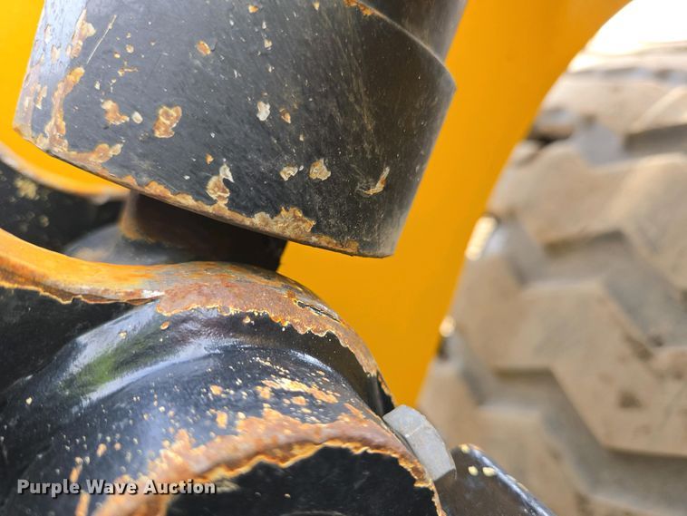 image for item YA0454 2021 Gehl RT215 tracked skid steer loader