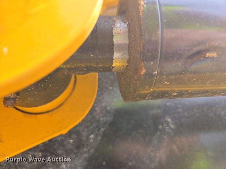 image for item YA0454 2021 Gehl RT215 tracked skid steer loader