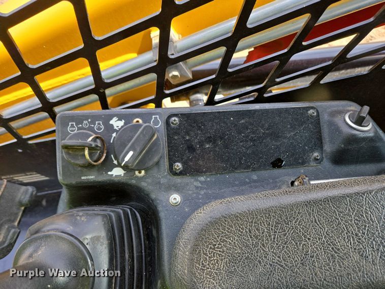 image for item YA0454 2021 Gehl RT215 tracked skid steer loader