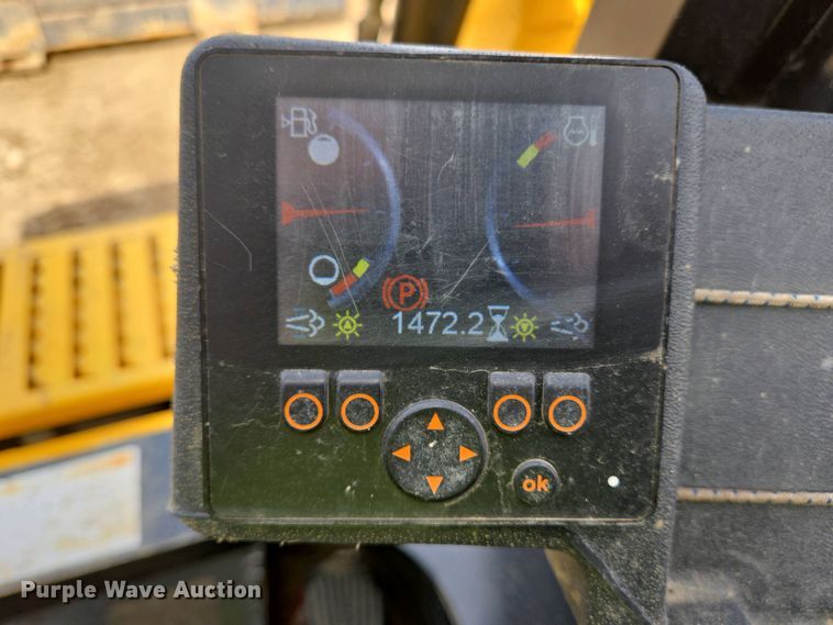 image for item YA0454 2021 Gehl RT215 tracked skid steer loader