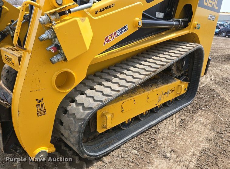 image for item YA0454 2021 Gehl RT215 tracked skid steer loader