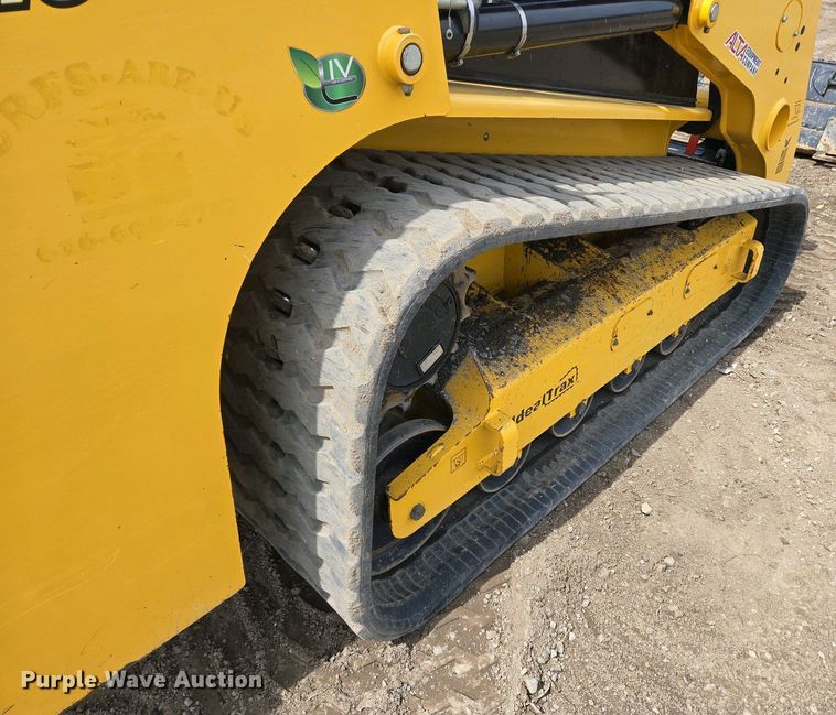 image for item YA0454 2021 Gehl RT215 tracked skid steer loader