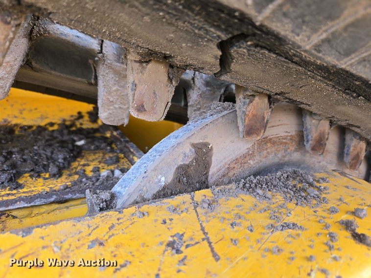 image for item YA0454 2021 Gehl RT215 tracked skid steer loader