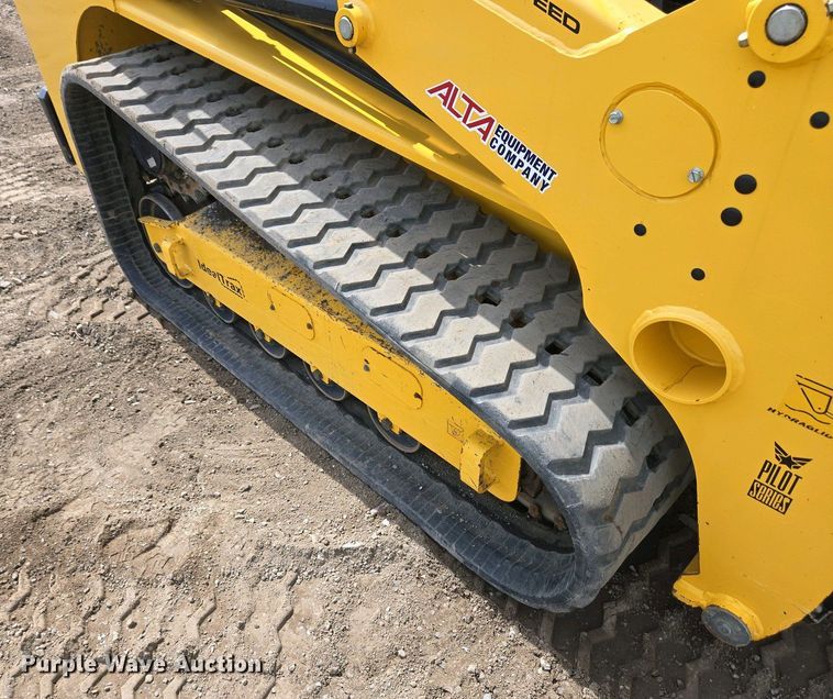 image for item YA0454 2021 Gehl RT215 tracked skid steer loader