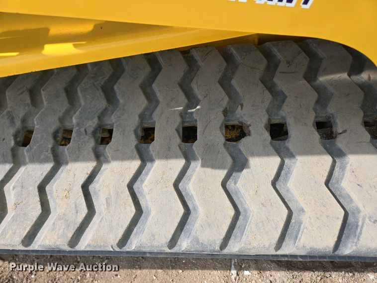 image for item YA0454 2021 Gehl RT215 tracked skid steer loader